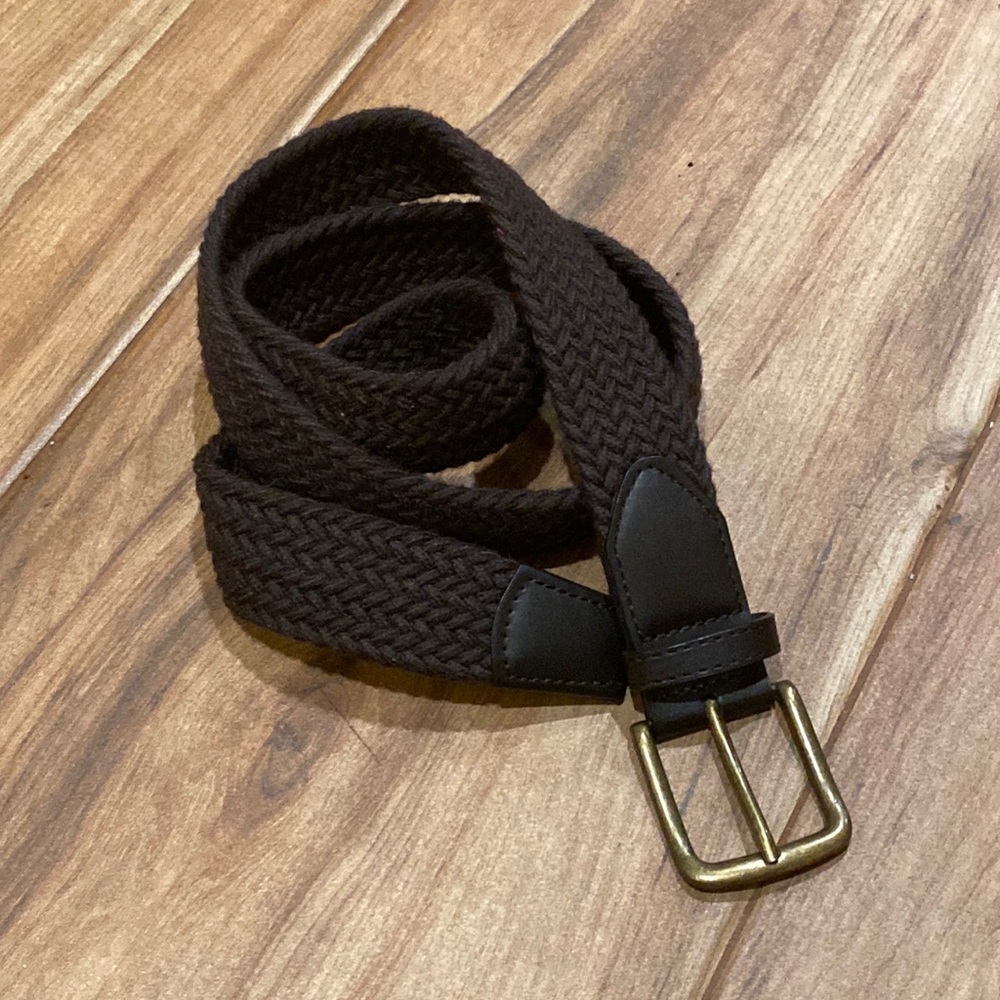 New Men’s woven Dark Brown Leather belt
